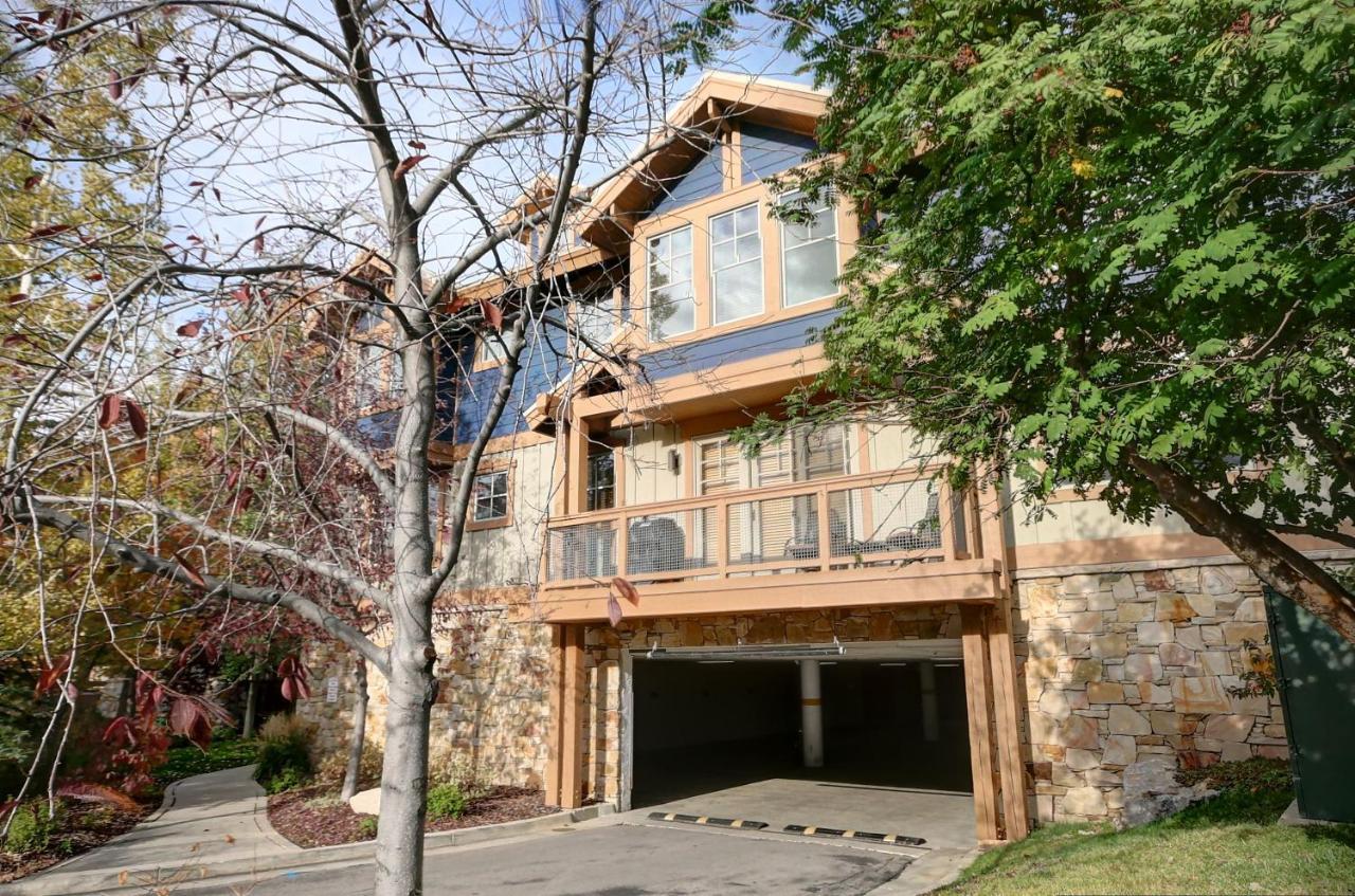 Town Pointe C302 Condo Park City Exterior photo